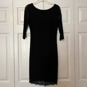 BANANA REPUBLIC Black Lace Sheath Dress 3/4 Sleeve Scallop Hem Size 2